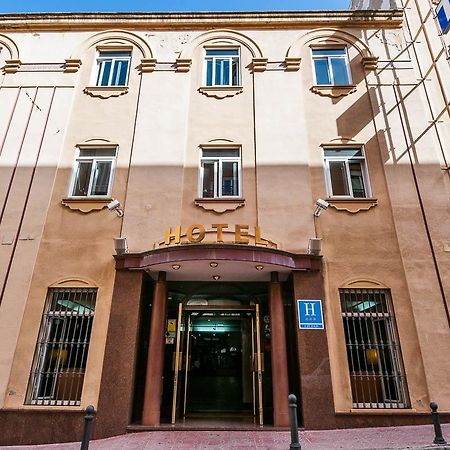 Hotel Victoria Лінарес Екстер'єр фото