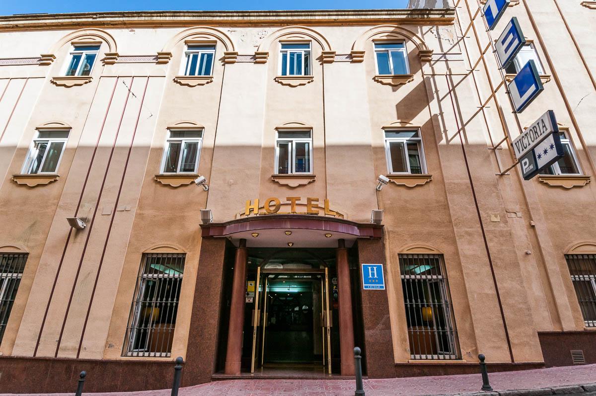 Hotel Victoria Лінарес Екстер'єр фото