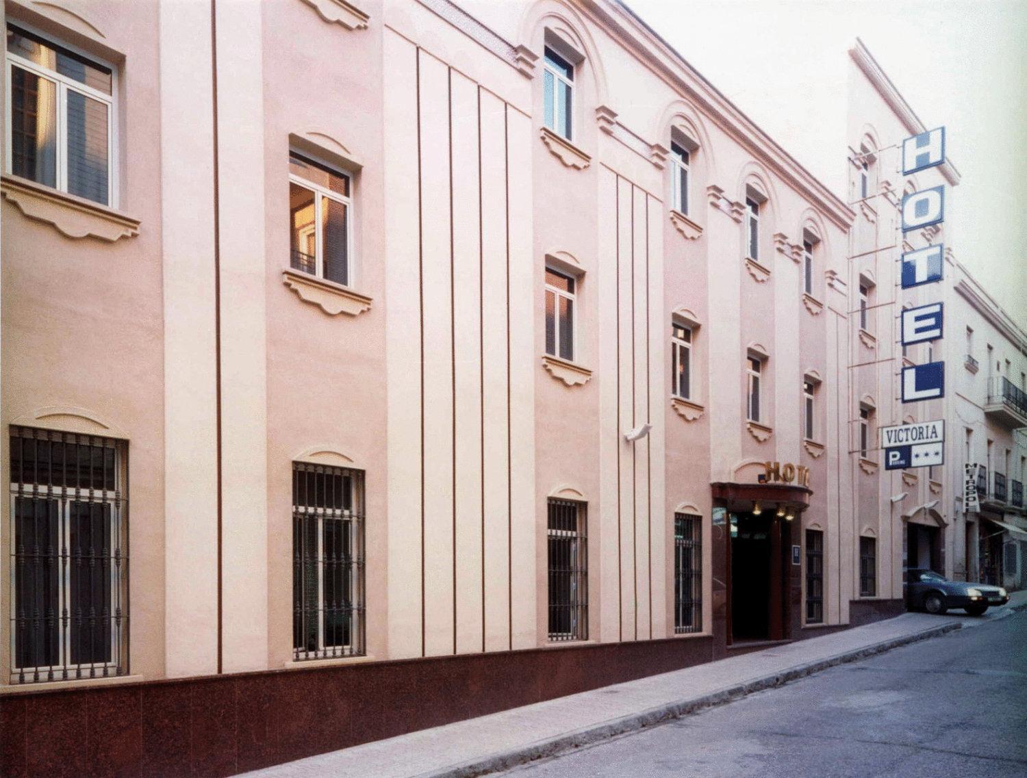 Hotel Victoria Лінарес Екстер'єр фото